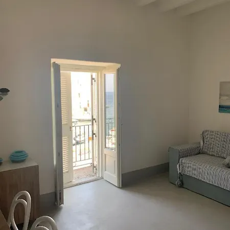 Marina Corta * Lipari