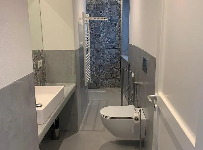 Marina Corta Липари